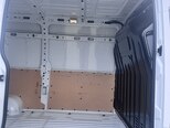 Renault Master-9