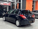 Nissan Tiida-8