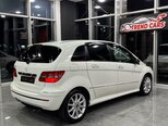 Mercedes B 170-7