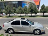 Volkswagen Jetta-5