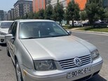 Volkswagen Jetta-1