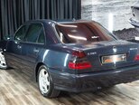 Mercedes C 240-11