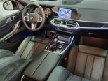 BMW X7-10