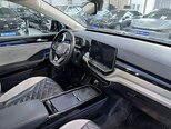 Volkswagen ID.6 Crozz-9