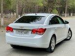 Chevrolet Cruze-11