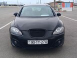 SEAT Leon-1