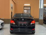 Hyundai Accent-2