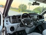 Ford Transit-13
