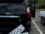 Toyota Land Cruiser Prado-8