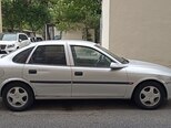 Opel Vectra-2