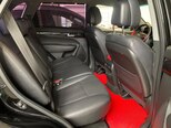 Kia Sorento-13