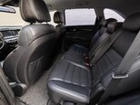 Kia Sorento-8