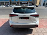 Toyota Highlander-6