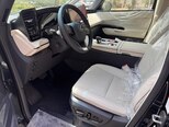Lexus LM 350h-25