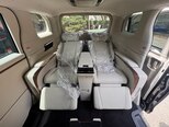 Lexus LM 350h-22