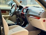 Toyota Land Cruiser Prado-13