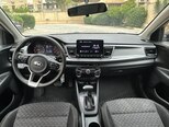 Kia Rio-10