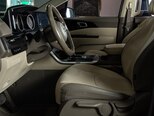 Kia Carnival-7