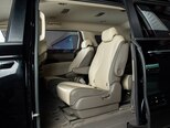Kia Carnival-30