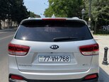 Kia Sorento-9