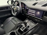Porsche Cayenne-16