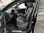 Porsche Cayenne-8