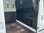 Ford Transit-8