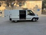 Ford Transit-12
