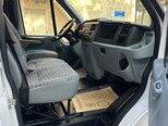 Ford Transit-15