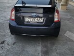 Toyota Prius-3