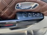 Kia Carnival-11