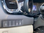 Kia Carnival-10