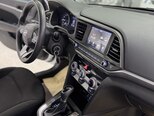 Hyundai Elantra-10