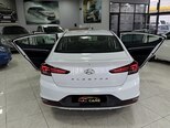 Hyundai Elantra-7