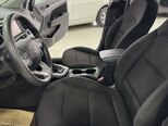 Hyundai Elantra-11