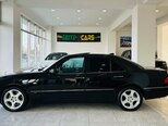 Mercedes E 240-3