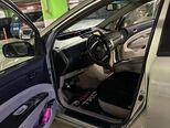 Toyota Prius-4