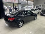 Chevrolet Cruze-12