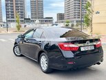 Toyota Camry-6