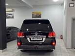 Toyota Land Cruiser-11