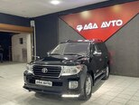 Toyota Land Cruiser-9