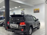 Toyota Land Cruiser-10