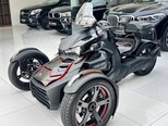 Can-Am Spyder ST-1