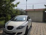 SEAT Leon-1