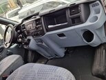 Ford Transit-18