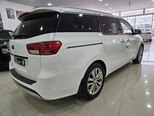 Kia Carnival-6