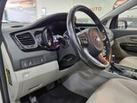 Kia Carnival-9