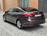Kia Forte-7