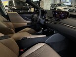 Lexus ES 300h-12