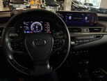 Lexus ES 300h-7